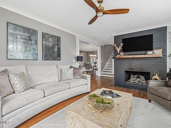 4th image of 1903 Alexander Rd