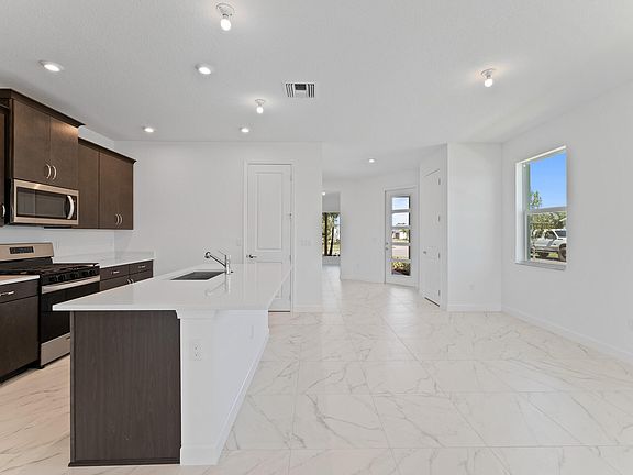 4th image of 13465 SW Margo Terrace