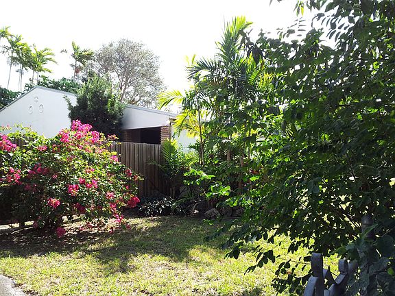 2nd image of 2455 NE 184th Ter