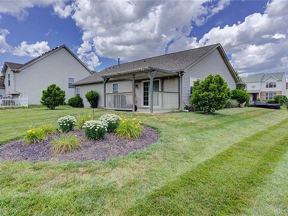 3rd image of 6418 Symmes Ln