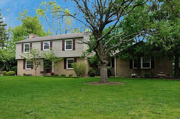 1st image of 457 Greensboro Dr