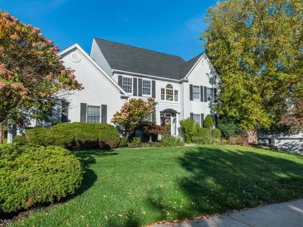 19 Coggins Ln, West Orange Twp., NJ 07052