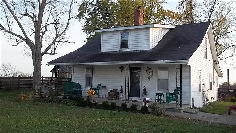2nd image of 208 Thompson Rd