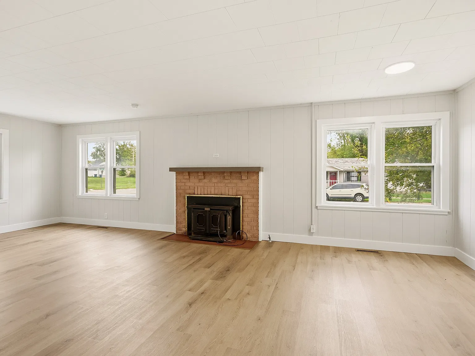 3 bed, 1550 sqft, $1,499 — Photo 3