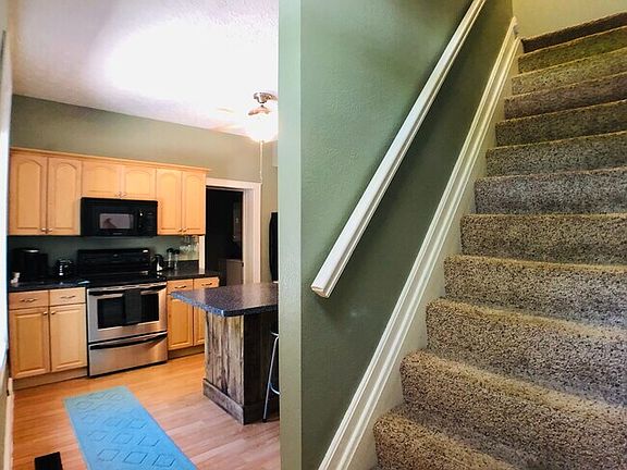 2nd image of 1256 Dennison Ave
