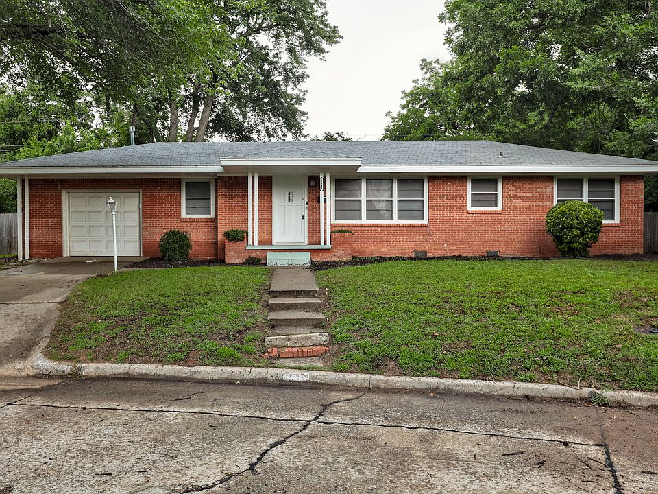 1st image of 1641 Marian Dr