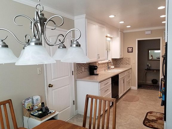 5th image of 530 Bevans Dr