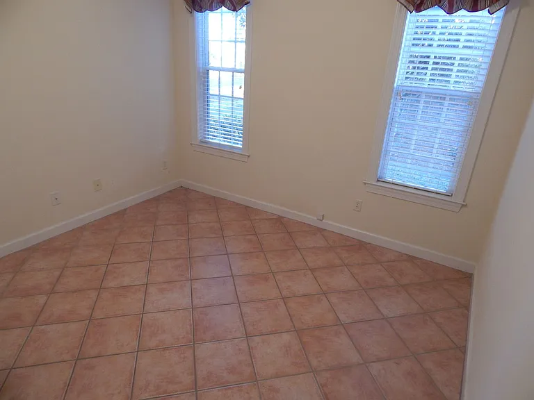 4315 Stratton Village Ln — Photo 13
