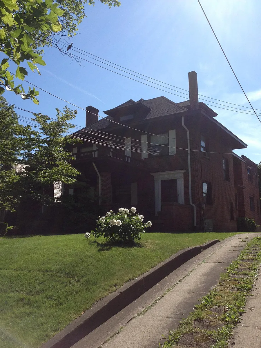 Building Photo - 1912 Wightman St #2