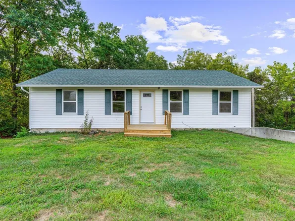 8465 State Route Dd, Bloomsdale, MO 63627