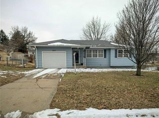 3210 Morningside Dr, Saint Joseph, MO 64503