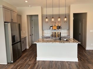 3341 Skyview Dr, Tyler, TX 75707