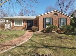 904 Clintwood Dr, Silver Spring, MD 20902