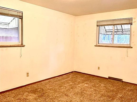 5th image of 1293 S Marshall Court
