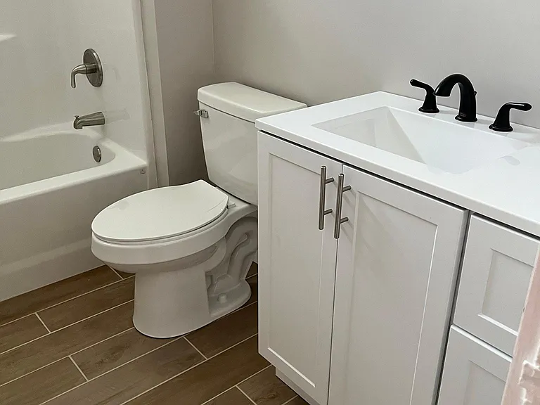 401 B Ave #401/403 — Photo 4