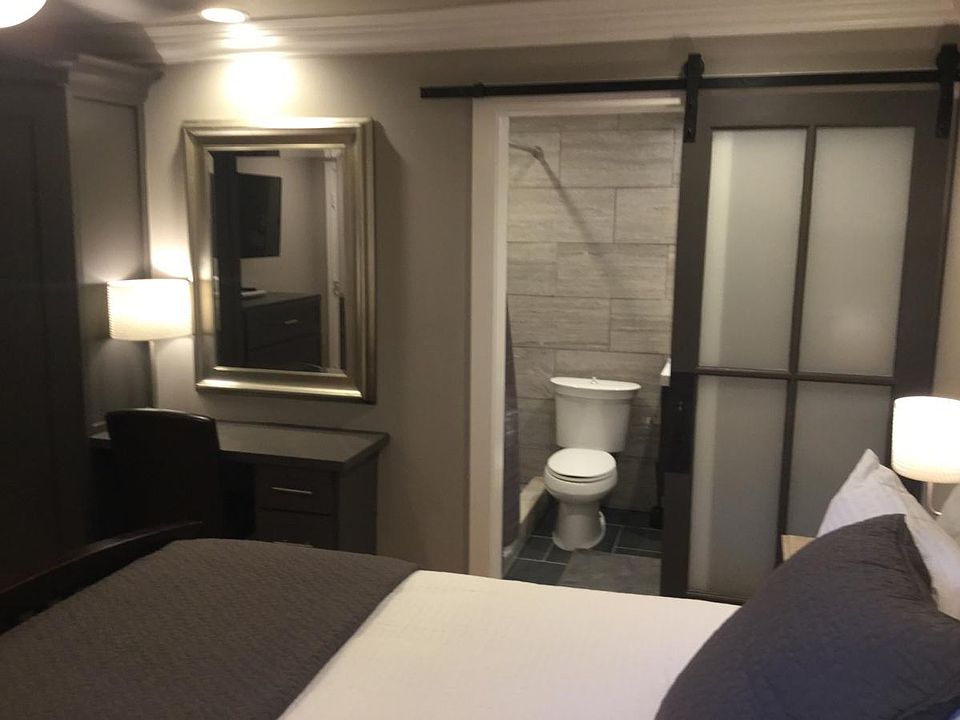 1st image of 321 Peake St #6