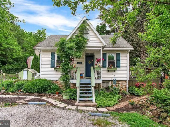 4011 Cherry Run Rd, Glen Rock, PA 17327