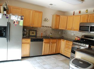 191 Windsong Cir, East Brunswick, NJ 08816