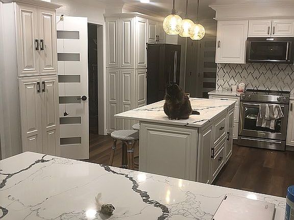 2nd image of 4644 Thornhurst Dr