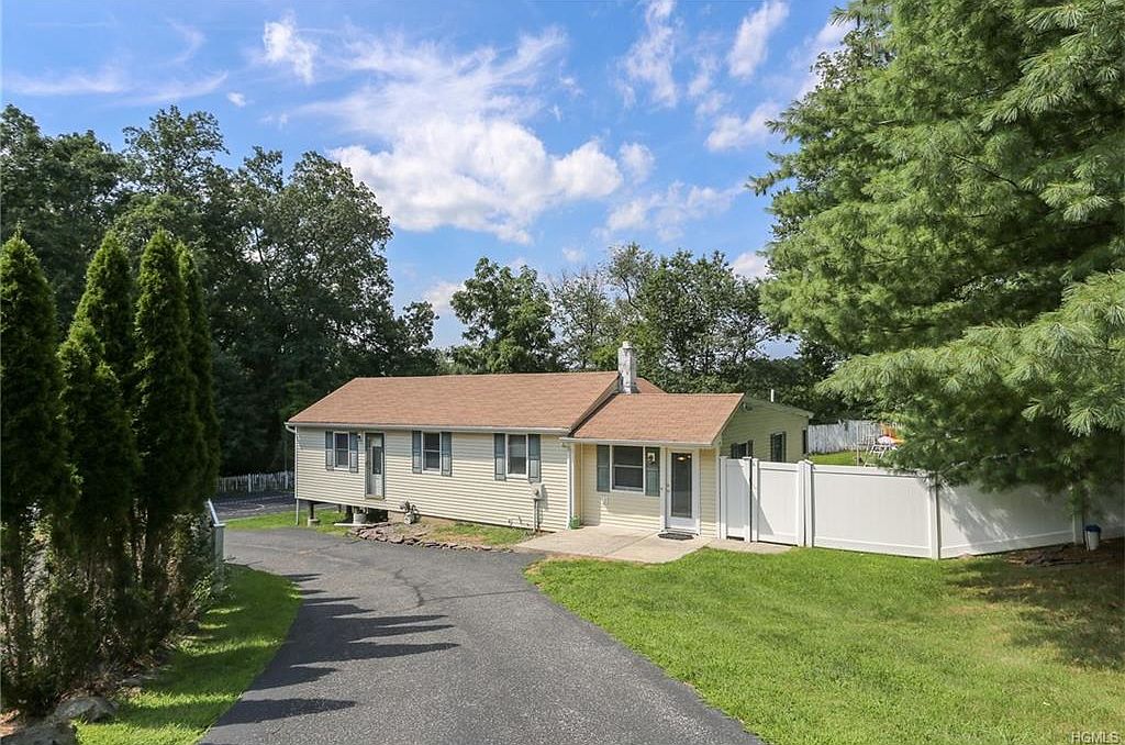 4 Caruso Ct, Thiells, NY 10984 Zillow