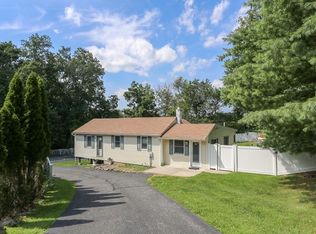 4 Caruso Ct, Thiells, NY 10984