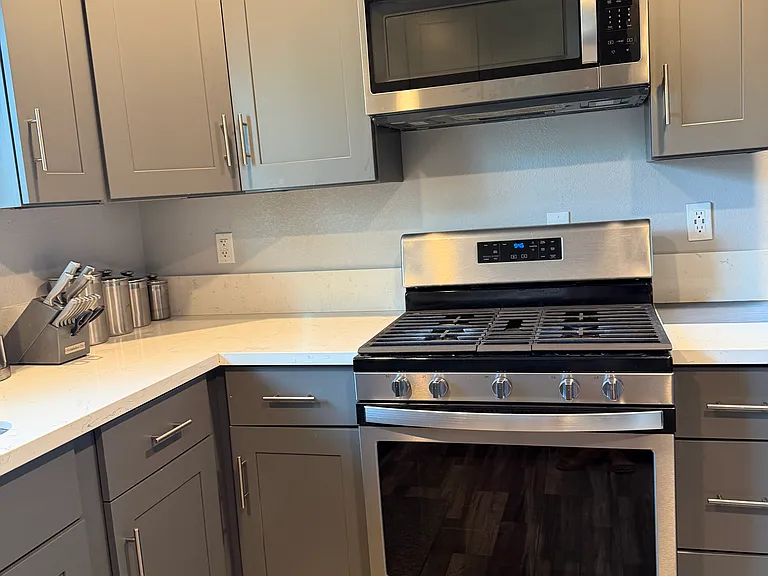 Right view of kitchen