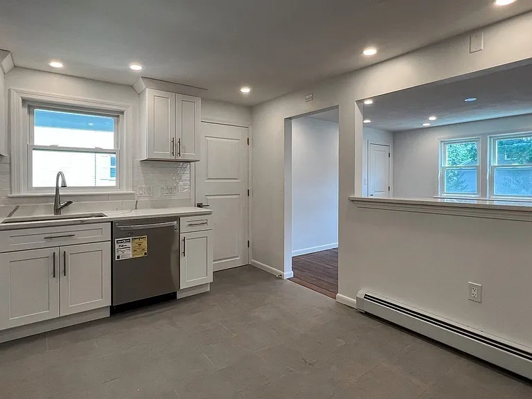 20 Chandler St #1 — Photo 15