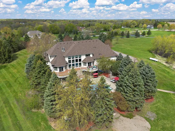 2368 Barton Ave NW, Buffalo, MN 55313