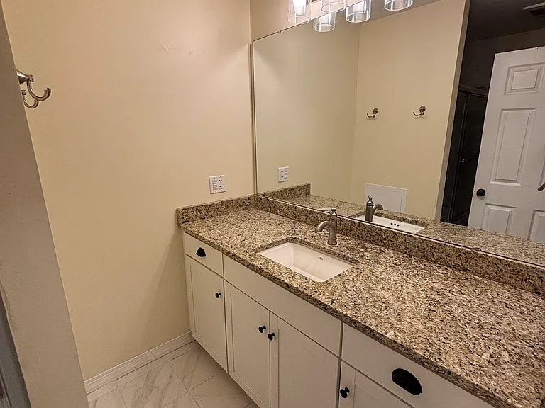 8241 W Farm Road 94 — Photo 10