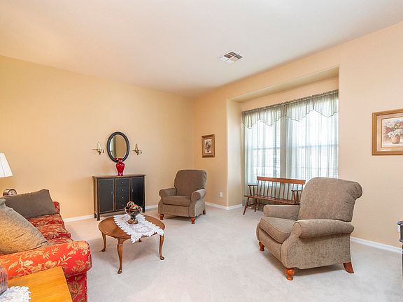 3rd image of 8233 N 179th Dr