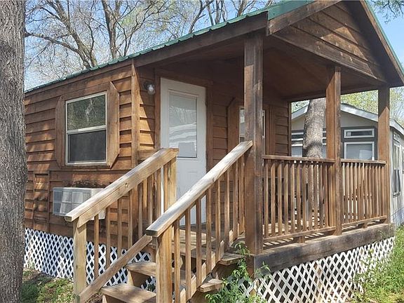 3rd image of 209 Wildflower Ln #2