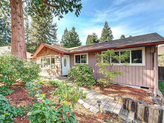 2nd image of 14214 NE 80th Pl
