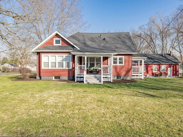 206 Elm St, Millington, IL 60537