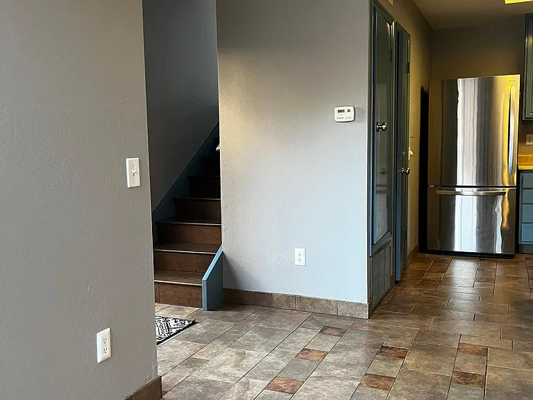 1066 Cabrillo Park Dr #A — Photo 19