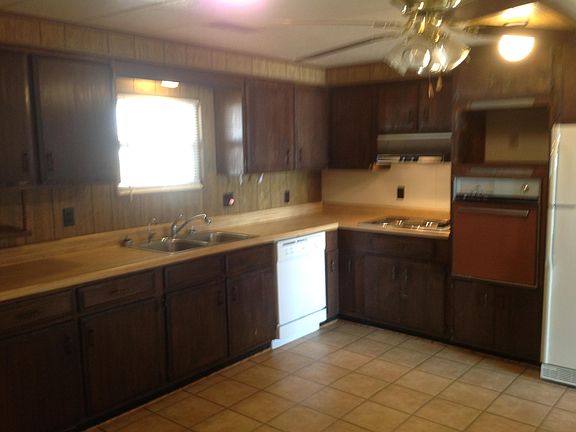 3rd image of 1500 8th St Unit 2