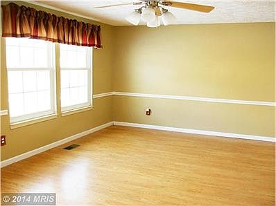 Spacious Newly Painted Living Room
