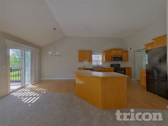4th image of 15367 S Darnell St