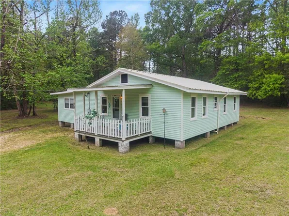 23079 Peterson Rd, Mount Hermon, LA 70450