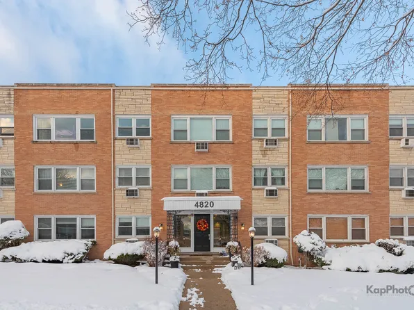4820 Conrad St APT 202, Skokie, IL 60077