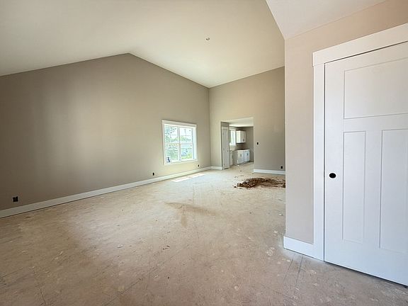 4th image of 42 Echo Rdg Lot 42