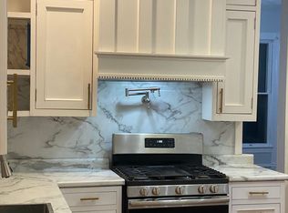 501 E Grove St UNIT 1, Bloomington, IL