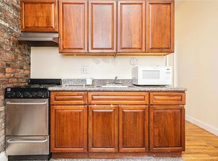 346 Gates Ave APT 1A, Brooklyn, NY 11216