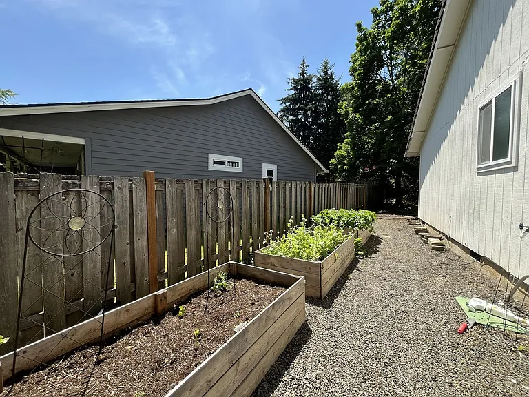 12740 SW Trigger Dr — Photo 44