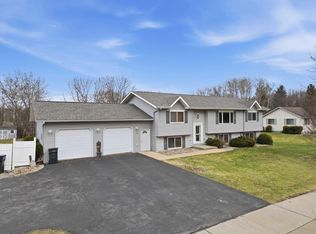 1407 South WASHINGTON AVENUE, Marshfield, WI 54449