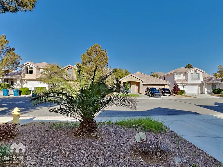 1616 Scenic Peak — Photo 23