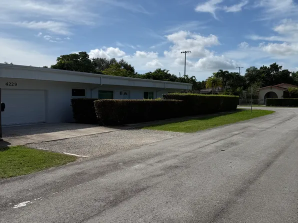4229 SW 59th Ave, Miami, FL 33155