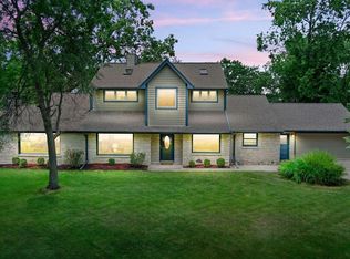 11822 W Clarke St, Wauwatosa, WI 53226