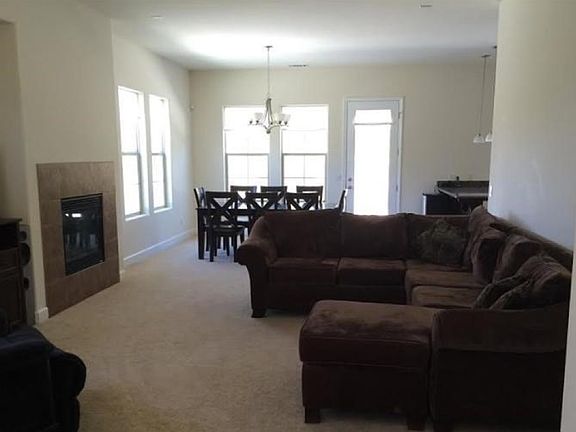 2nd image of 815 Sage Crest Dr