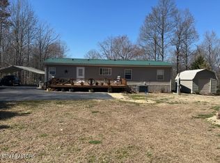 145 Liles Ln, Rocky Top, TN 37769