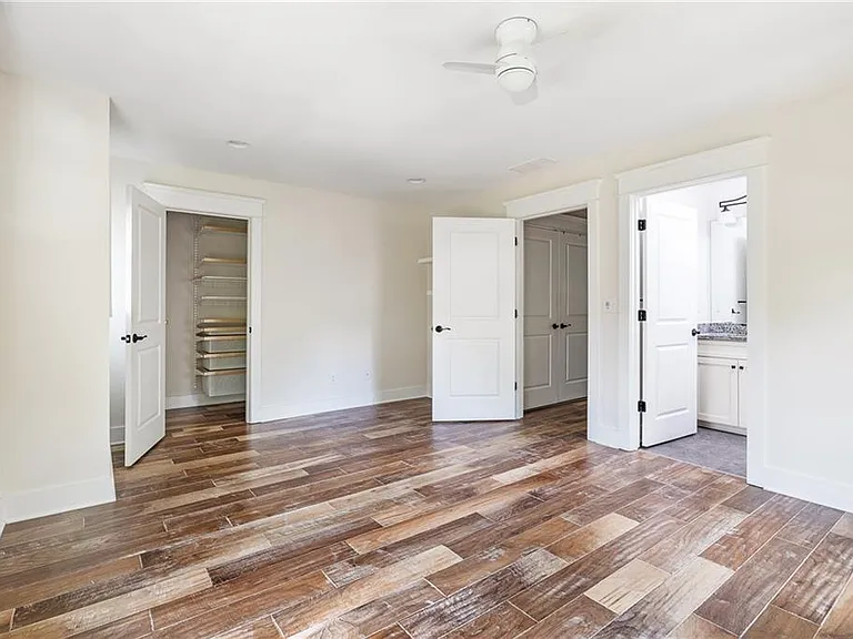 1333 Oakview Rd — Photo 16